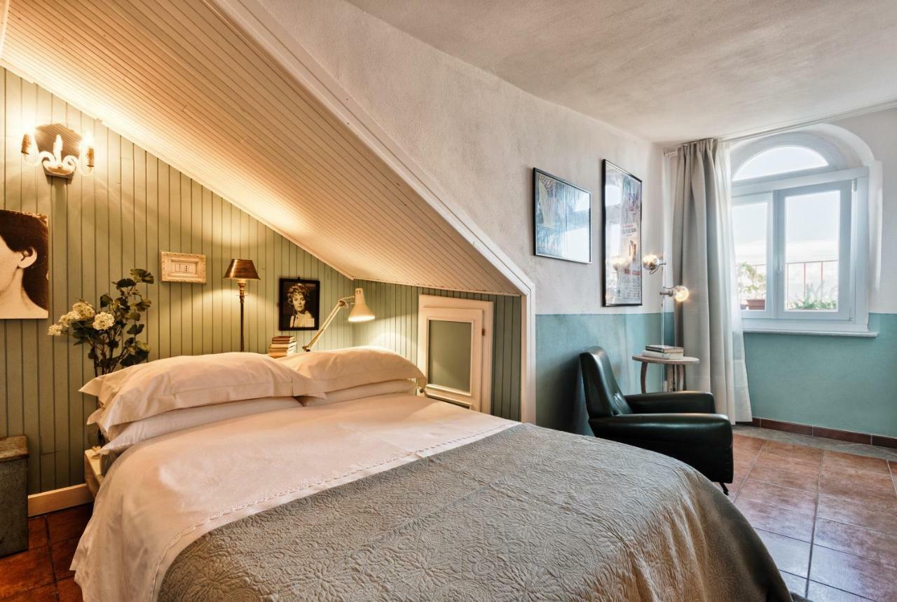 Apartamento Mansarda In Piazza Castello Turín Exterior foto