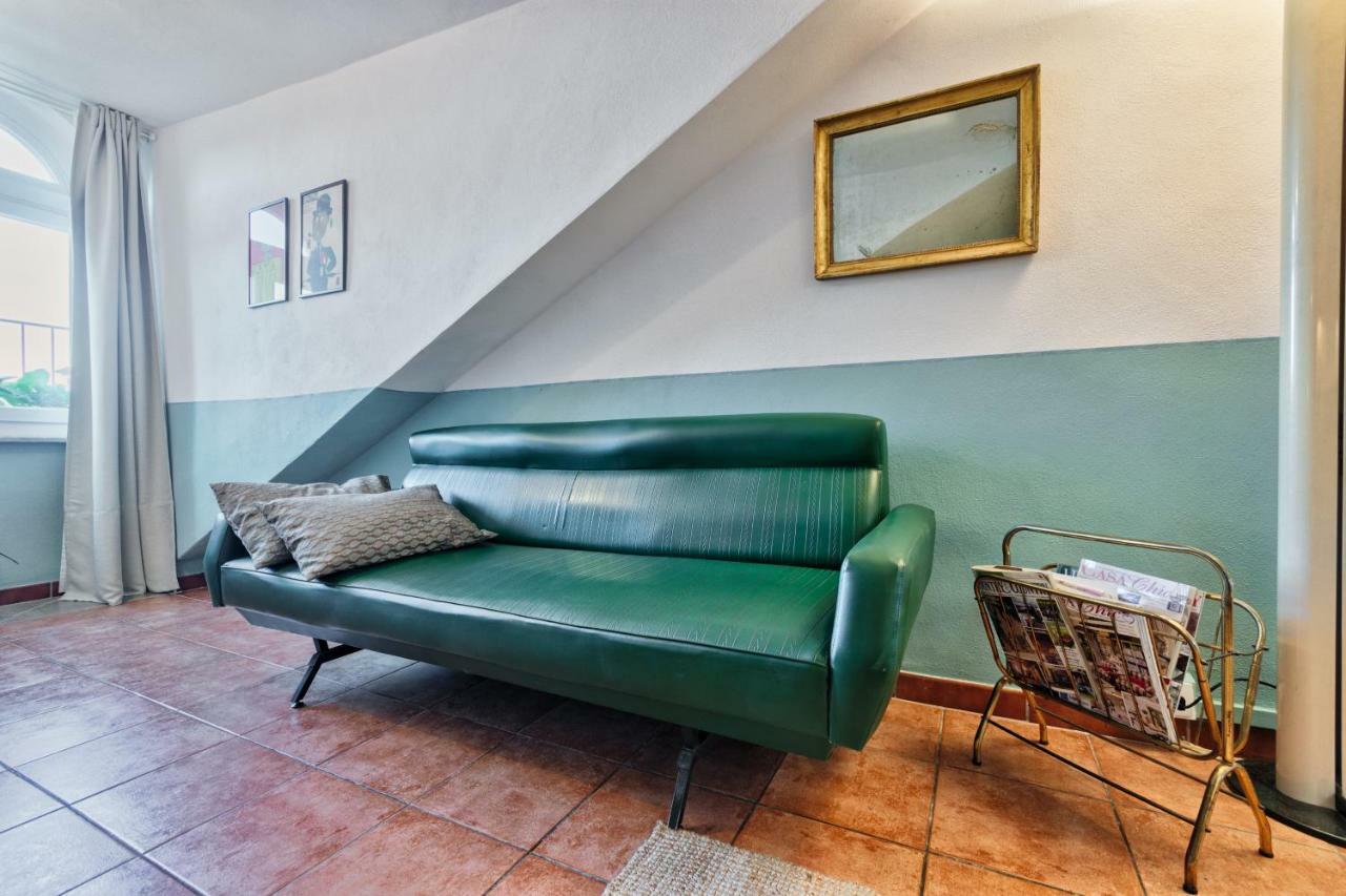 Apartamento Mansarda In Piazza Castello Turín Exterior foto